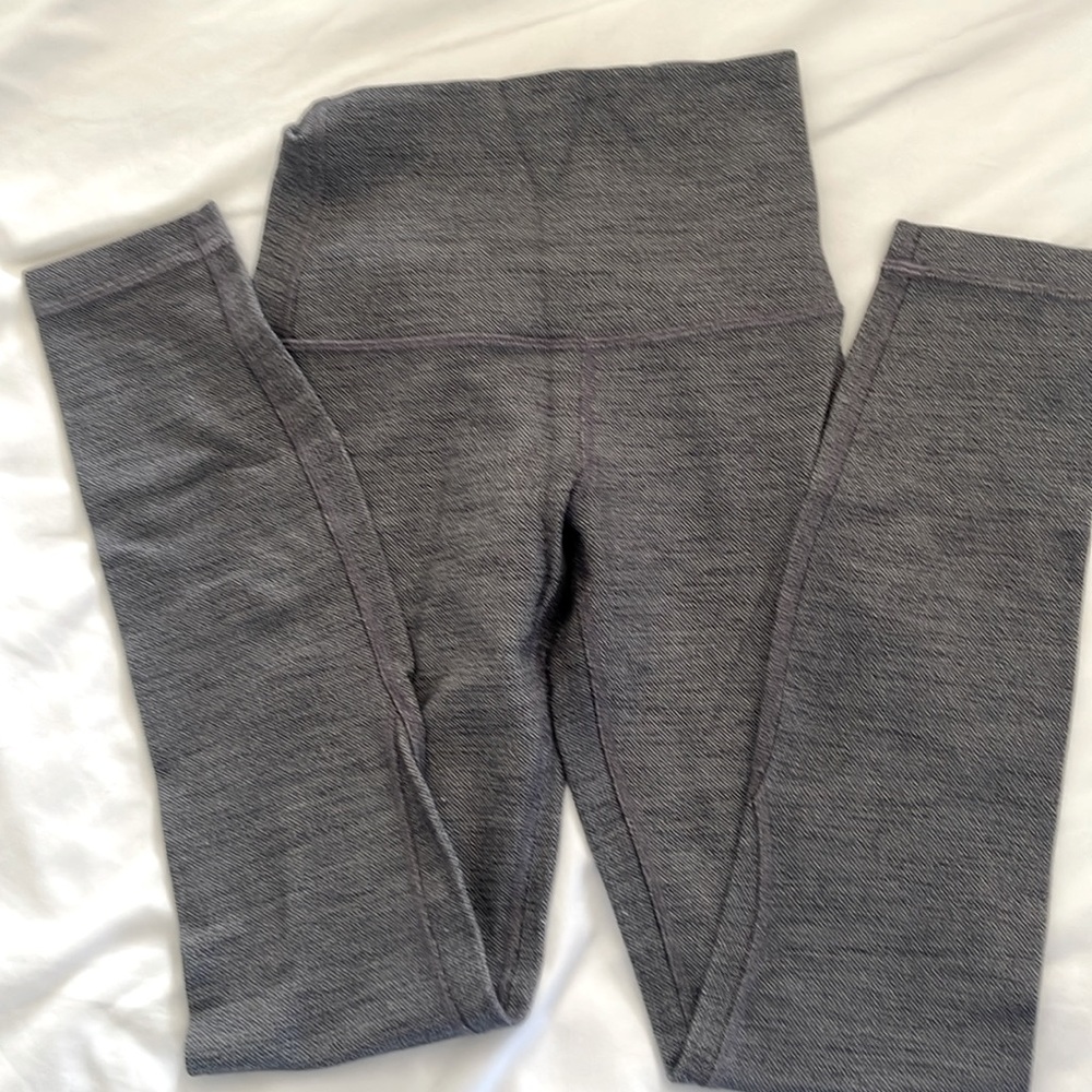 Lululemon Heather Gray leggings